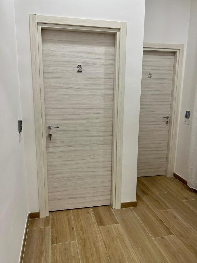 Antico Borgo Rooms เนเปิลส์ ภายนอก รูปภาพ