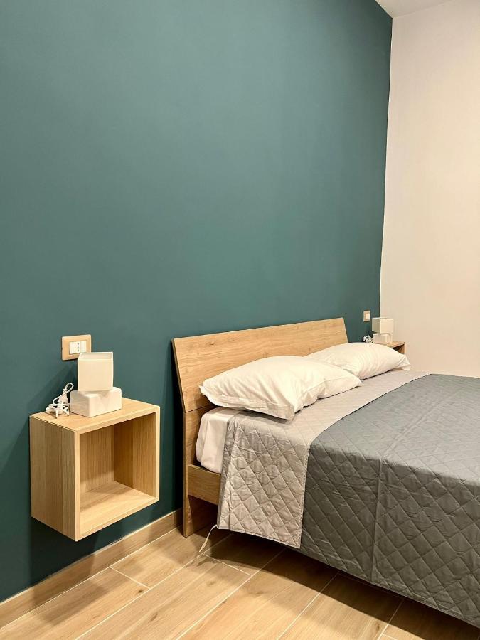 Antico Borgo Rooms เนเปิลส์ ภายนอก รูปภาพ