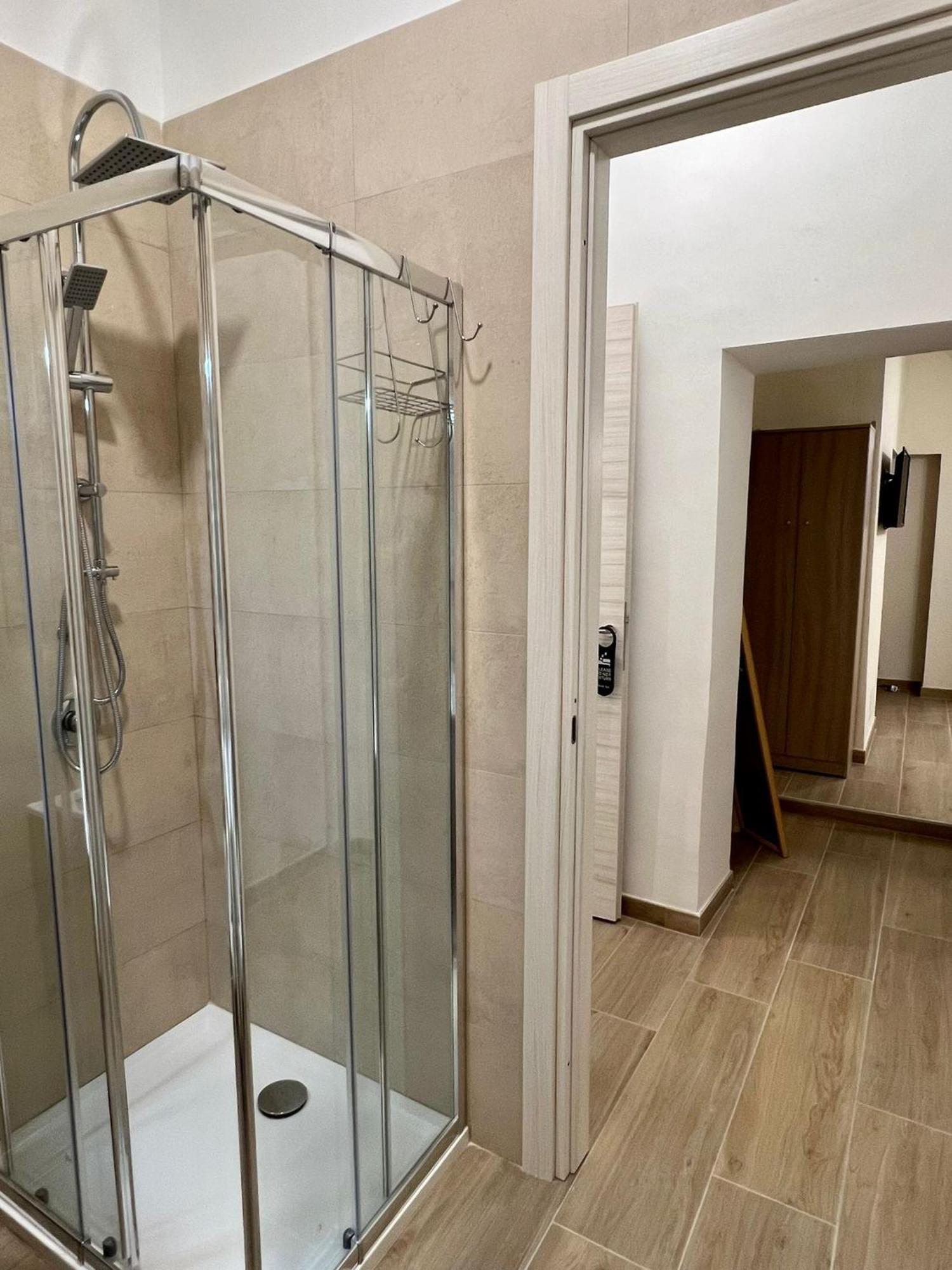 Antico Borgo Rooms เนเปิลส์ ภายนอก รูปภาพ